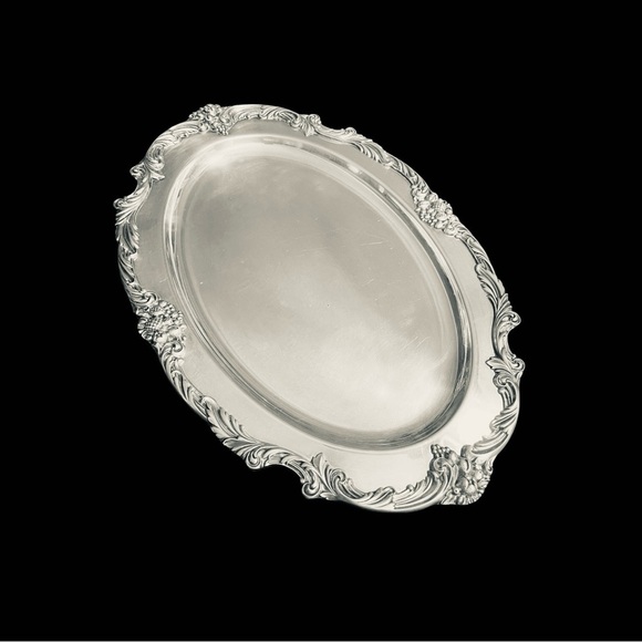 VINTAGE REED & BARTON KING FRANCIS 1676 PATTERN 19" SILVER PLATE. OVAL PLATTER - Picture 4 of 13